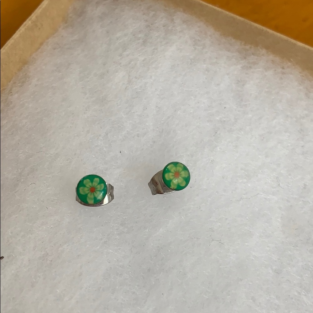 Green flower earrings